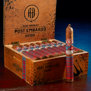 Post Embargo Alec Bradley - Robusto